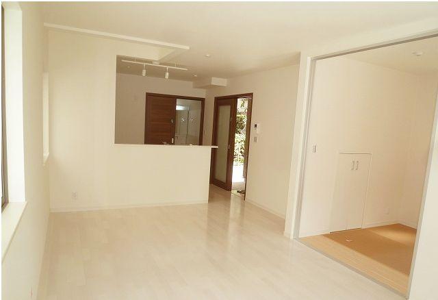 Local appearance photo. Example of construction