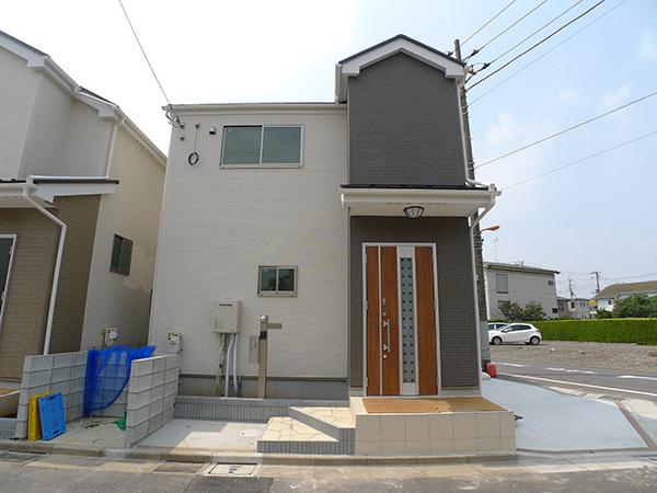 Local appearance photo. Room (August 2013) Shooting Building 3