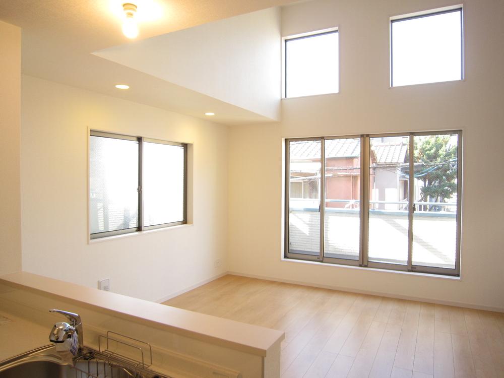 Living. Indoor (11 May 2013) Shooting