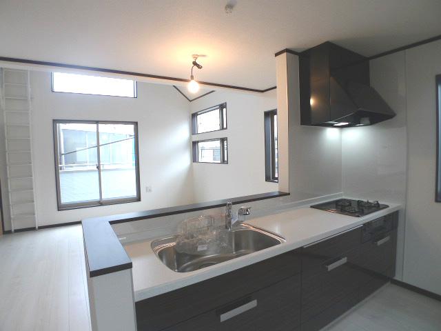 Same specifications photo (kitchen). Kitchen (complete construction cases)