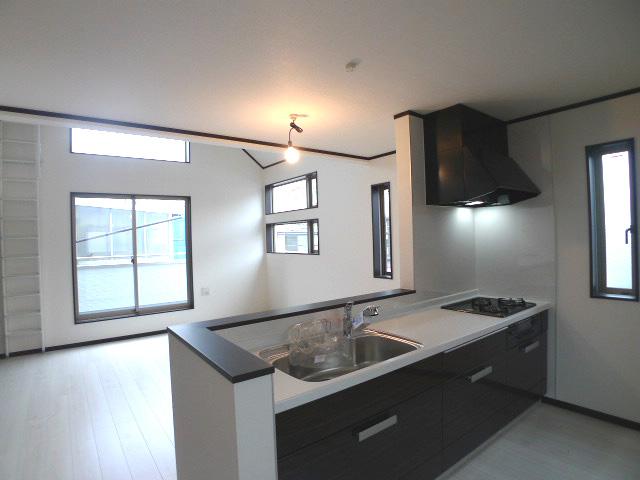 Same specifications photo (kitchen). Kitchen (complete construction cases)