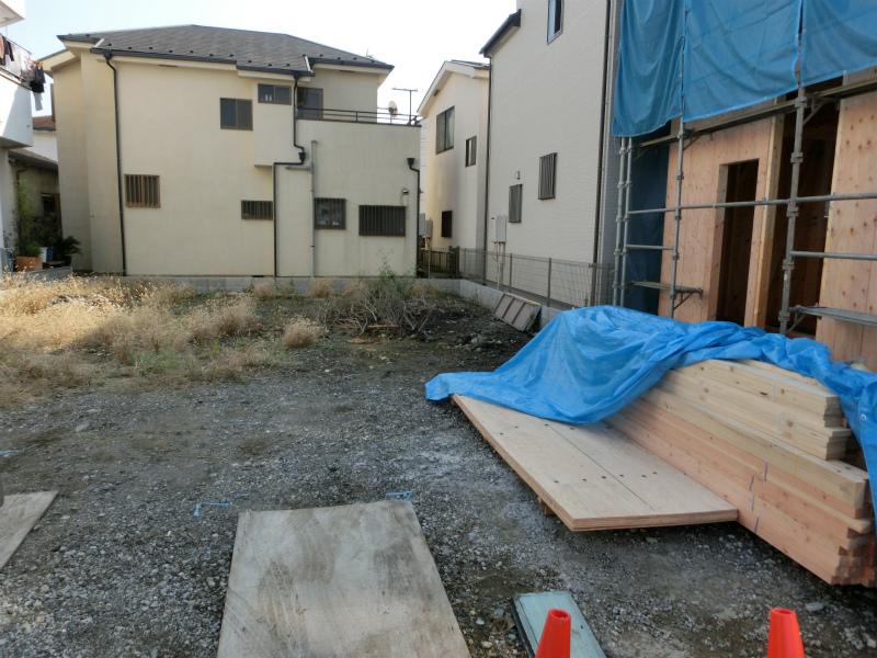 Local appearance photo. Local (11 May 2013) Shooting