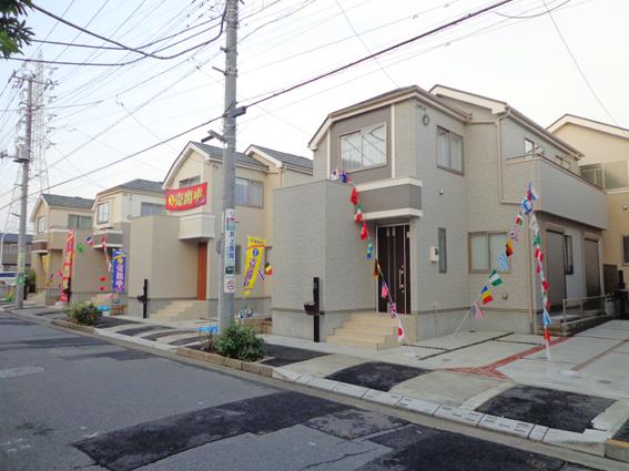 Local photos, including front road