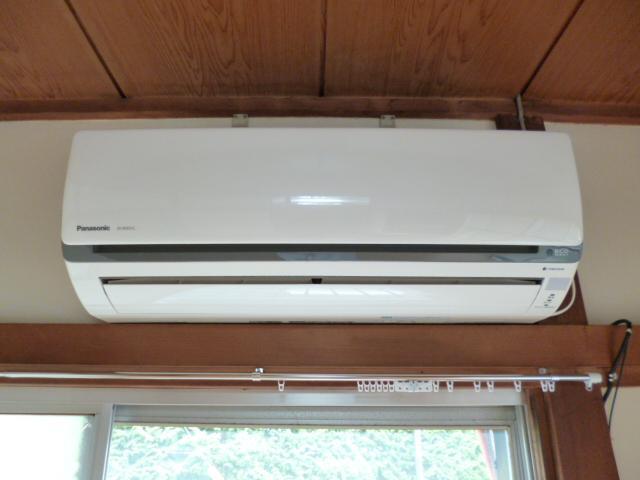 Other Equipment. ☆ Air conditioning ☆