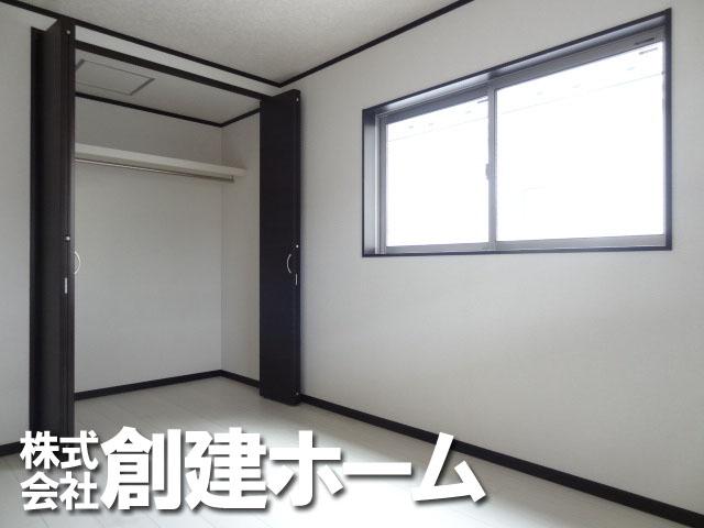 Non-living room. A housed in a whole room, Storage is abundant Floor