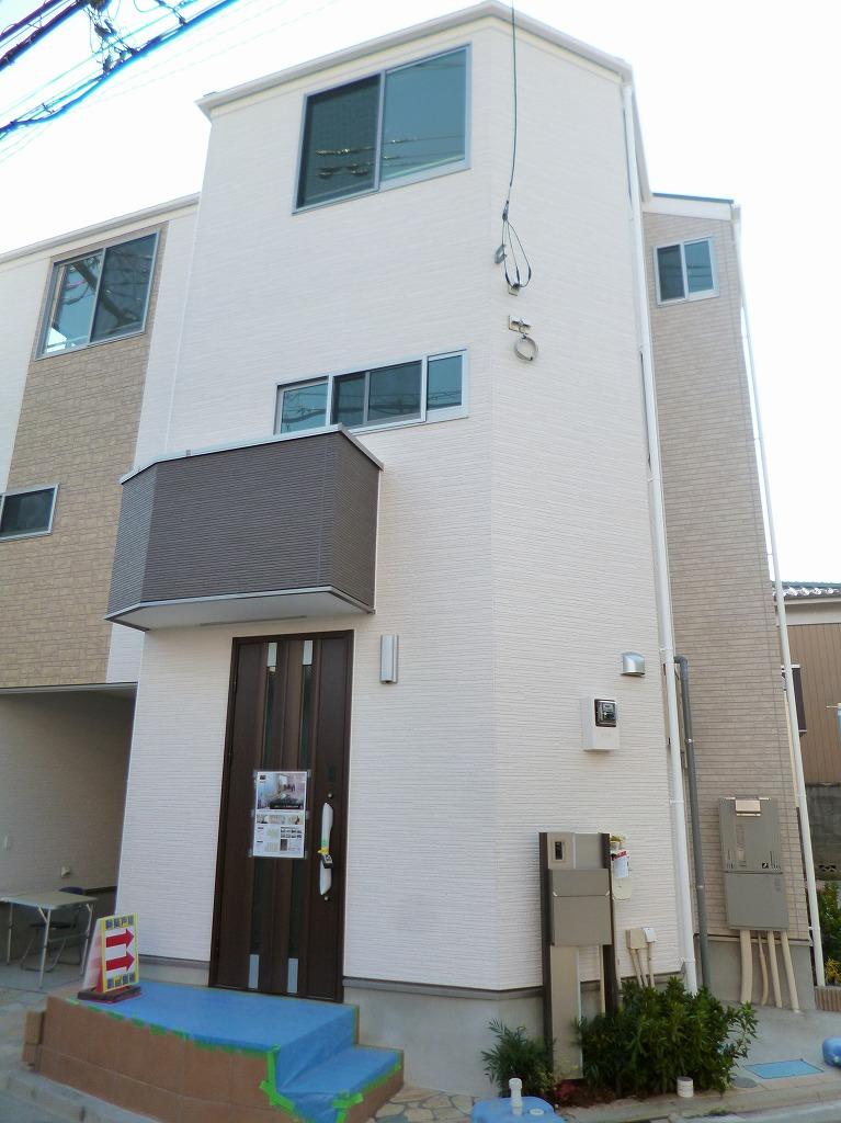 Local appearance photo. New life started in a quiet residential area!