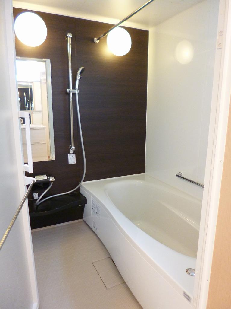 Bathroom. Ventilation dryer with a bathroom that will heal the fatigue of the day!