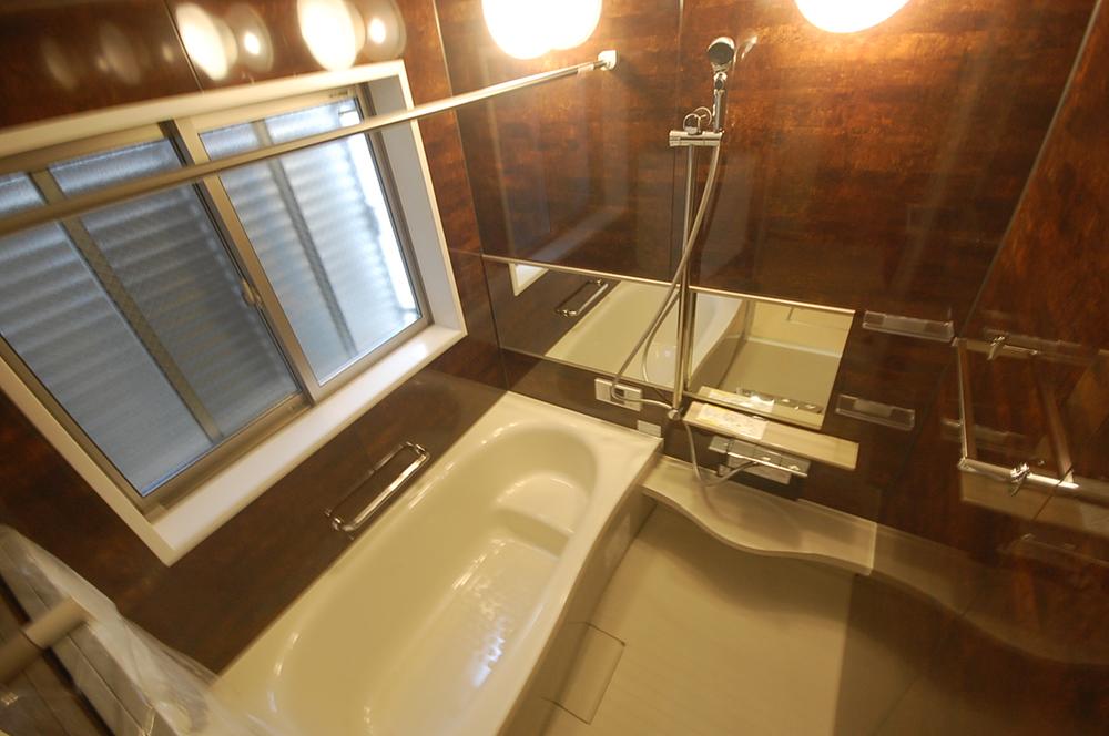 Same specifications photo (bathroom). Example of construction