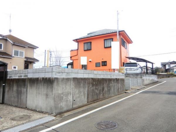 Local photos, including front road