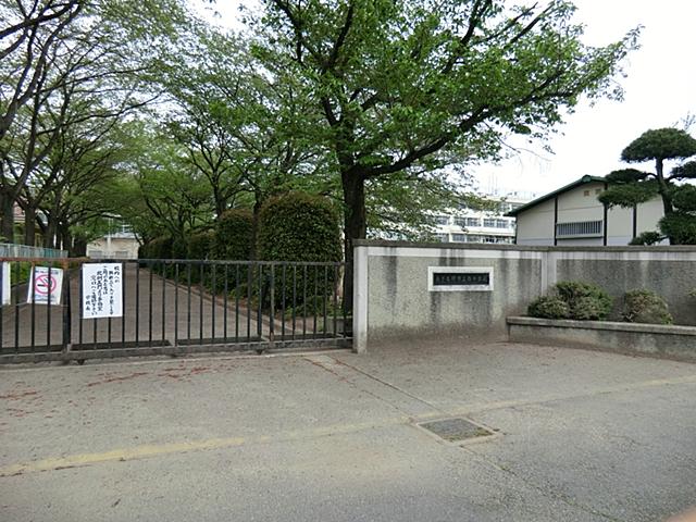 Junior high school. Akiruno Tatsunishi until junior high school 1296m