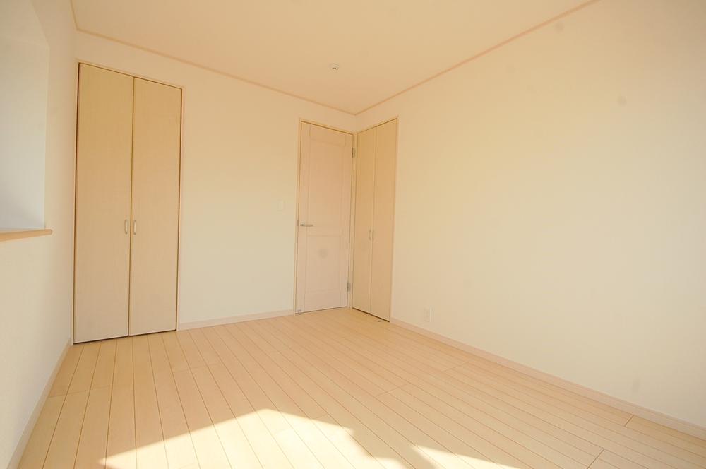 Other introspection. Western style room