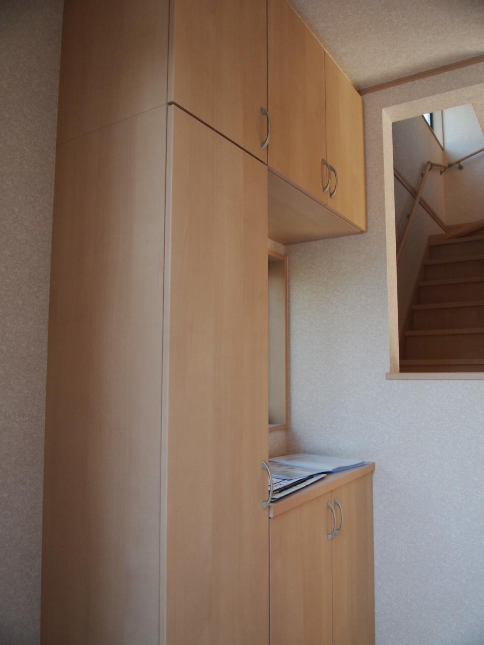 Receipt. Entrance housed same specifications construction cases