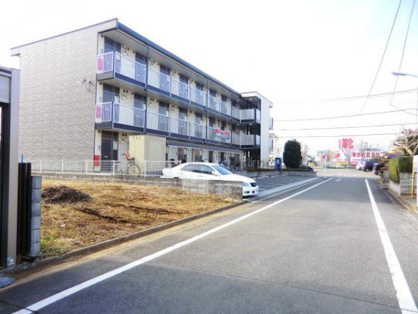 Local photos, including front road