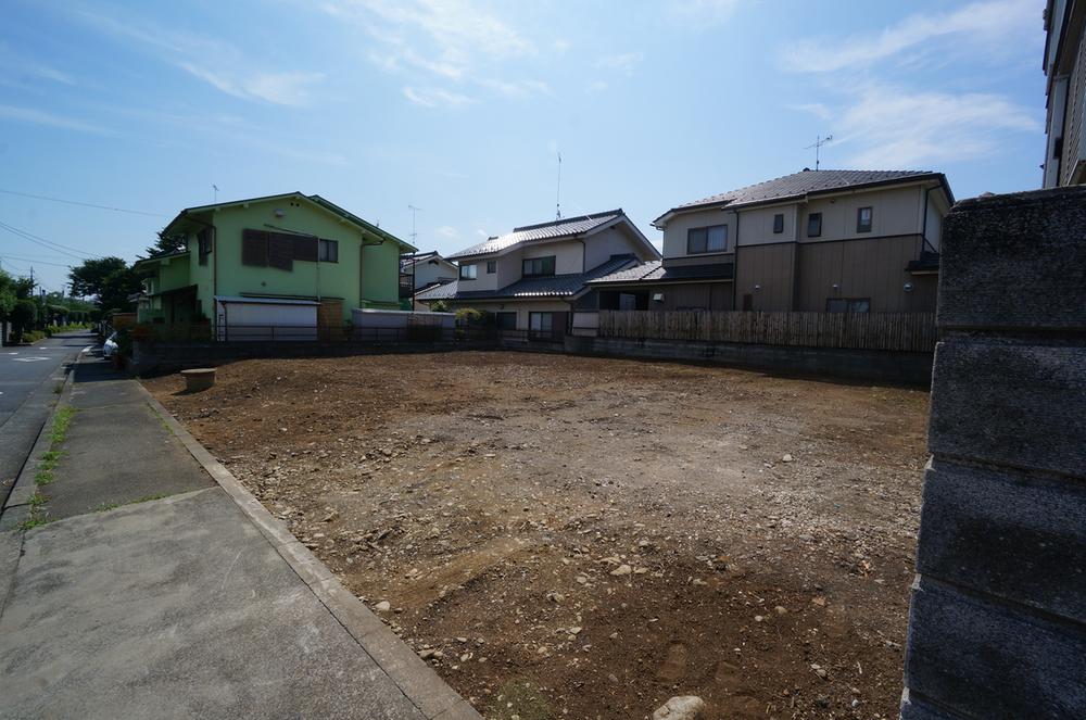 Local appearance photo. Current state September shooting