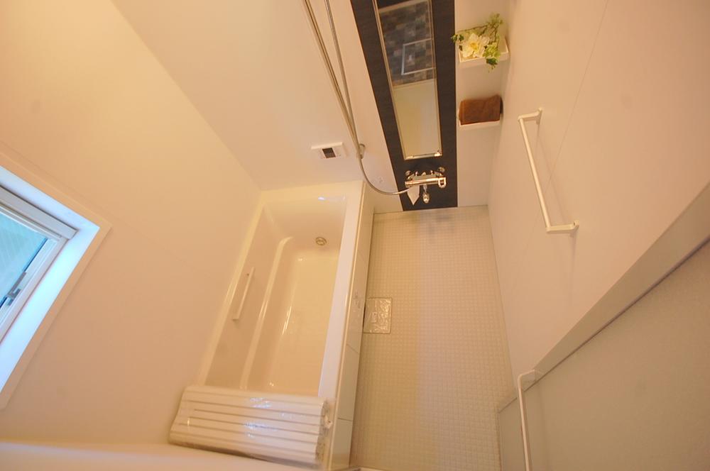 Same specifications photo (bathroom). Same specification bathroom