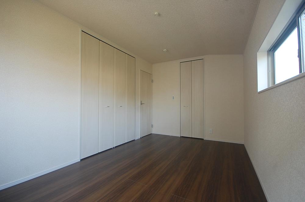 Same specifications photos (Other introspection). (Building 2) same specification