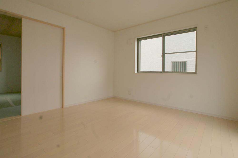 Living. LDK 14 Pledge