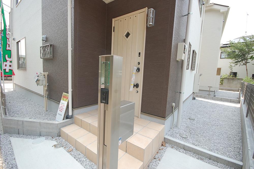 Entrance. Local shooting