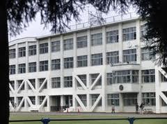 Primary school. Akishima 671m to stand Musashino elementary school