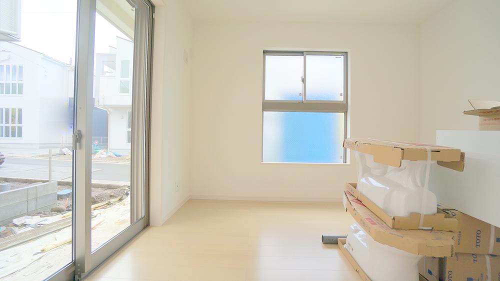 Other introspection. Western style room