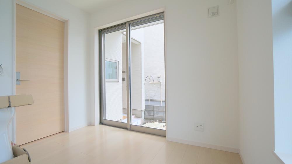 Other introspection. Western style room