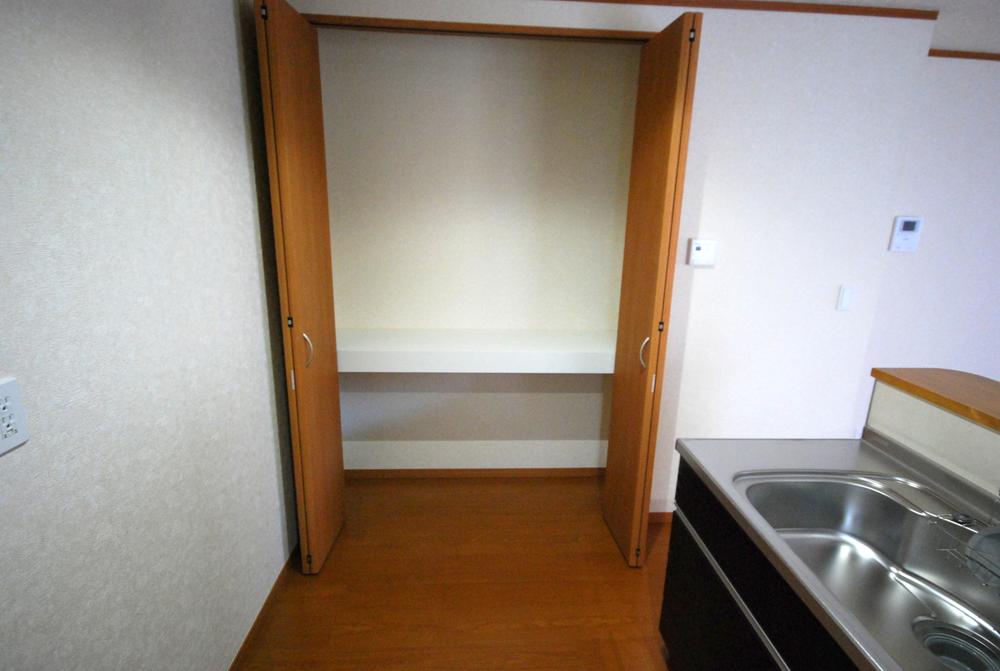 Receipt. Local (11 May 2013) Shooting