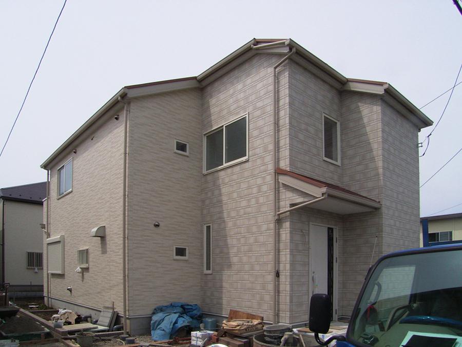 Local appearance photo. Local (June 2013), shooting 1 Building