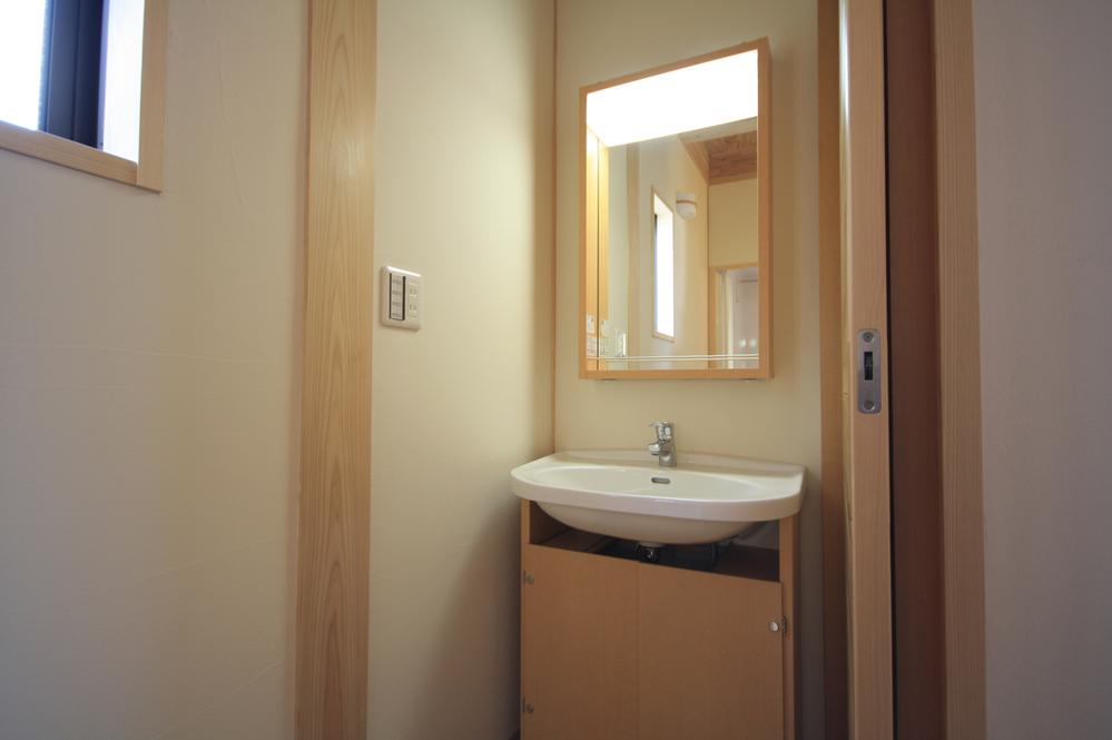 Same specifications photos (Other introspection). Seller construction cases