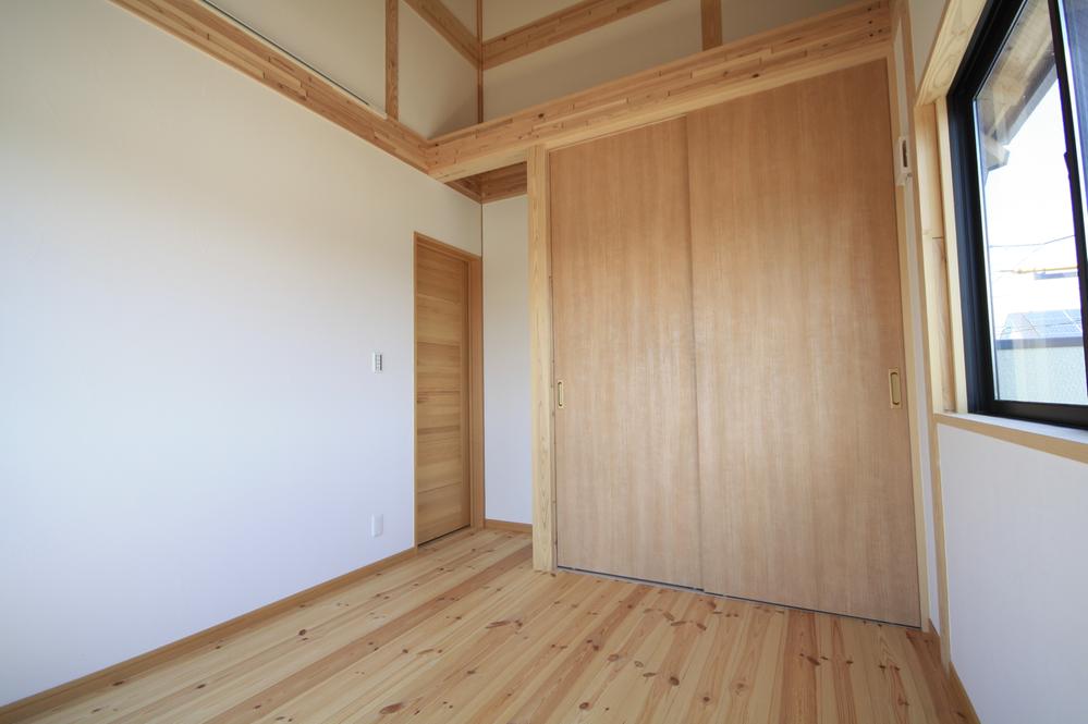 Same specifications photos (Other introspection). Seller construction cases