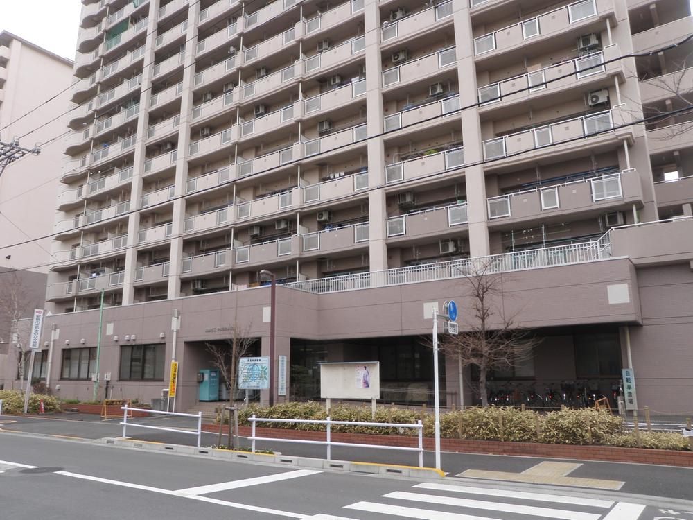 library. Akishima Public Library god of the mountain until the Branch 412m