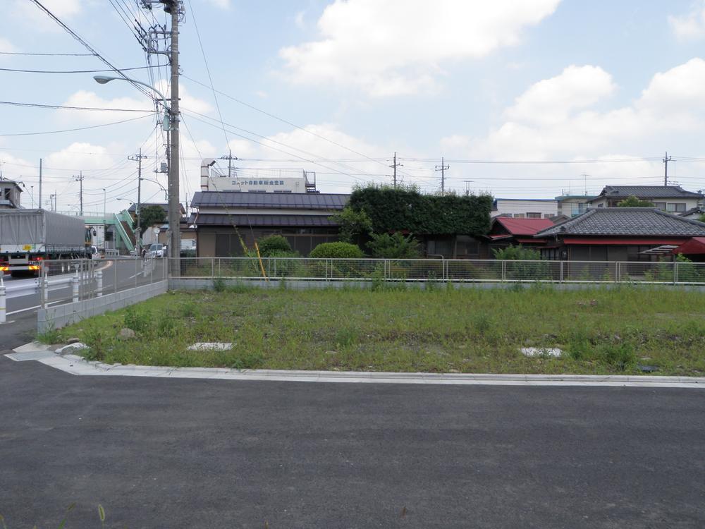 Local land photo. Your delivery is possible in a beautiful vacant lot.
