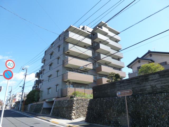 Local appearance photo. Local (11 May 2013) Shooting Day is a good apartment