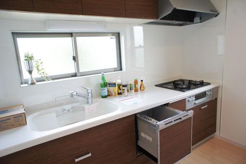 Same specifications photo (kitchen)