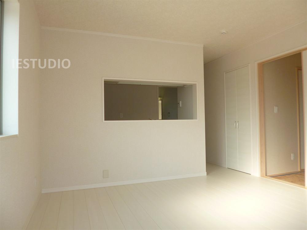 Living. Local (12 May 2013) Shooting 1 Building