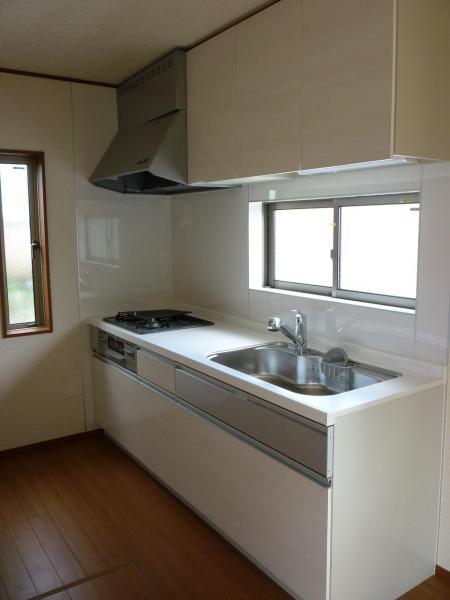 Kitchen. 2013 September shooting