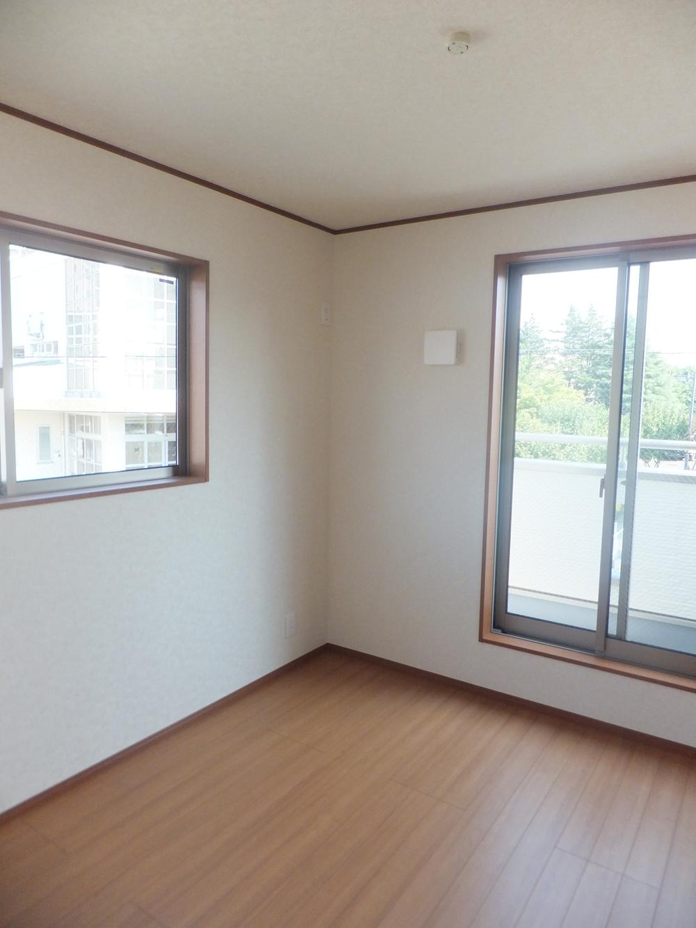 Non-living room. Room (August 2013) Shooting Western-style room to direct the husband and wife private space