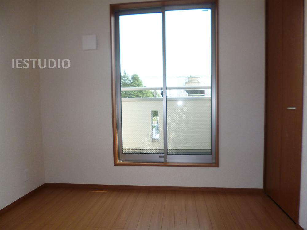 Non-living room. Indoor (September 2013) Shooting