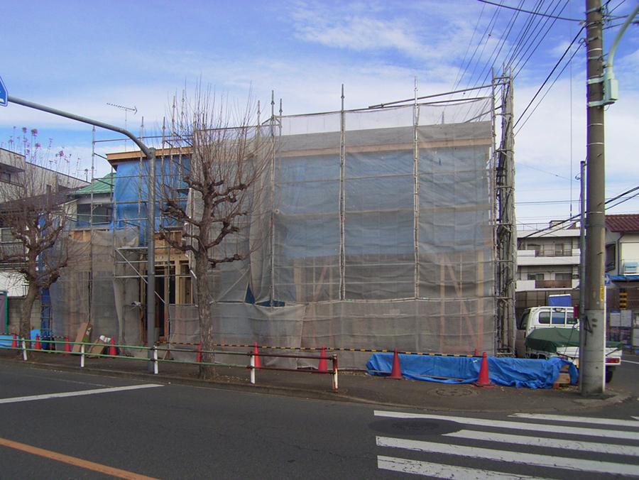 Local photos, including front road. Local (12 May 2013) Shooting