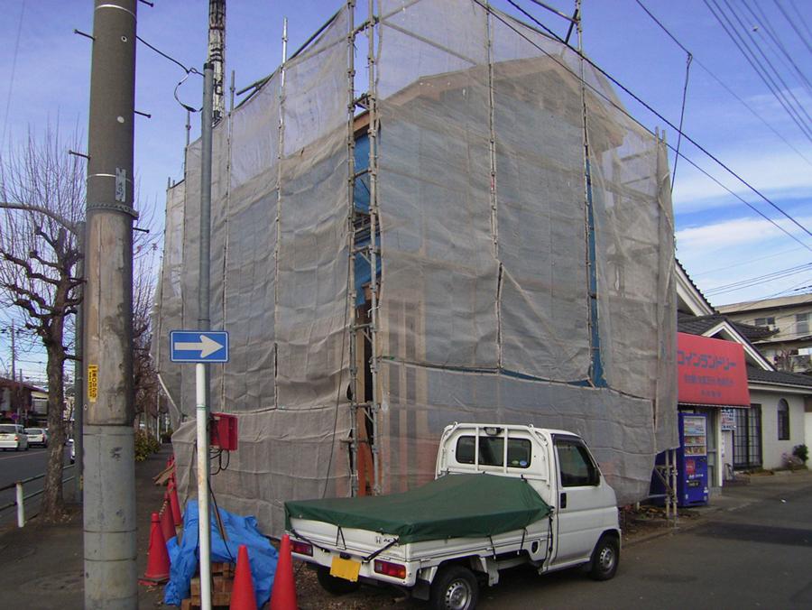 Local appearance photo. Local (12 May 2013) Shooting