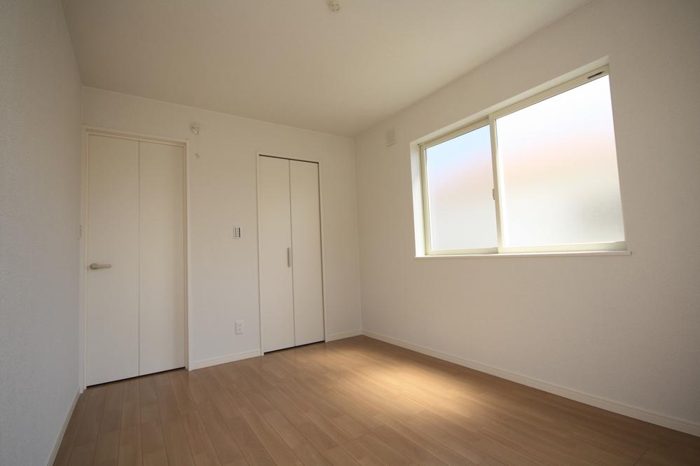 Non-living room. Local (August 2013) Shooting