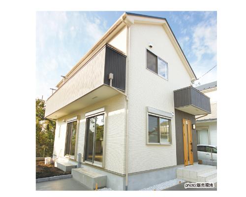 Local appearance photo. Local (11 May 2013) Shooting