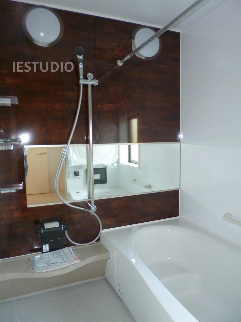 Same specifications photos (Other introspection). Local (August 2013) Shooting 5 Building