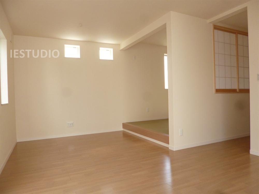 Living. 2013 June shooting 1 Building