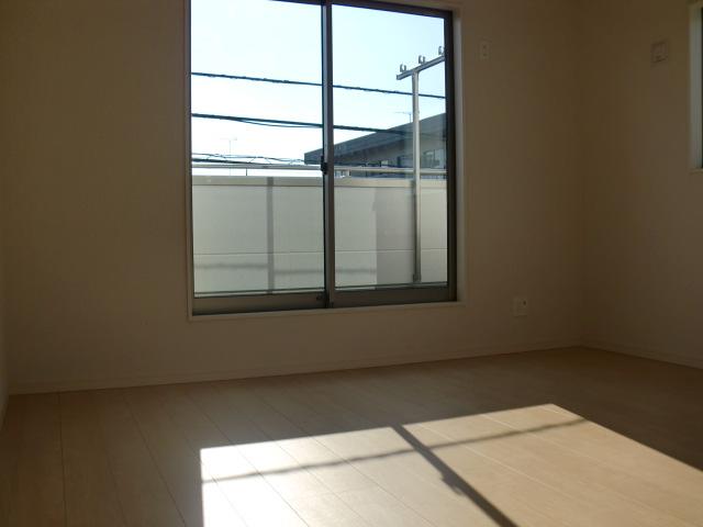 Non-living room. 2 Kaiyoshitsu