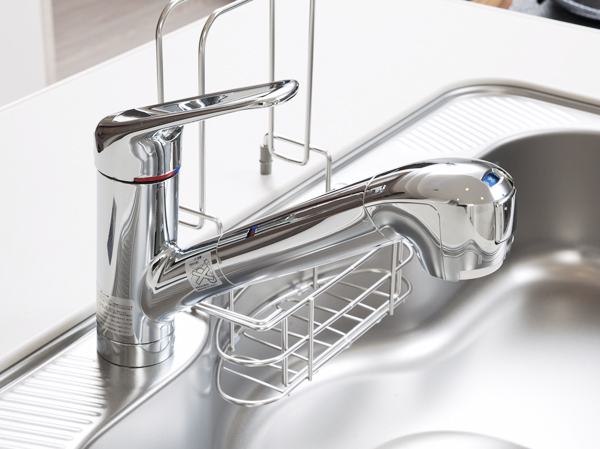 Kitchen.  [Water purifier integrated shower faucet] Water purification, including the eco-shower ・ Raw water six-stage switching is possible. Because it contains a water filter cartridge Some of the faucet, Sink you can use spacious.