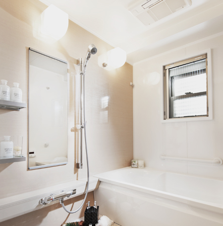 Bathing-wash room.  [BATHROOM] Reheating from water-covered, Is Otobasu that can be operated by a single switch to temperature regulation. It was set up the remote control to the bathroom and kitchen.