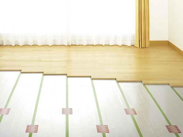 Building structure.  [Gas hot water floor heating] Without contaminating the air, Floor heating to warm the entire room from the feet. living ・ It was standard equipment in dining. (Same specifications)