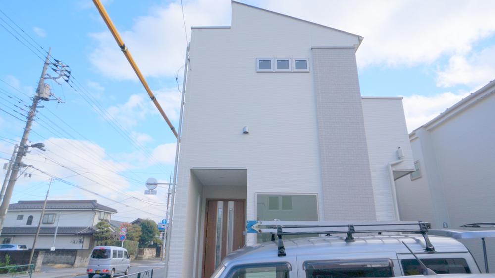 Local appearance photo. Local Photos