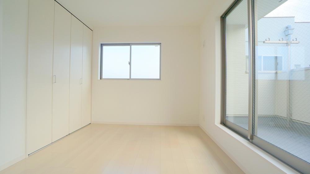 Other introspection. Western style room