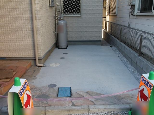 Parking lot. Akishima Showacho 5-chome parking